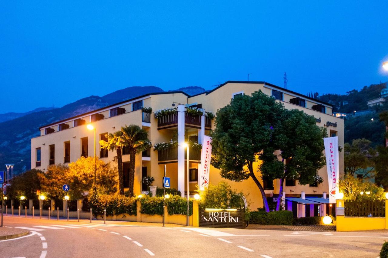 Hotel Santoni Freelosophy *** Torbole Sul Garda Exteriér fotografie